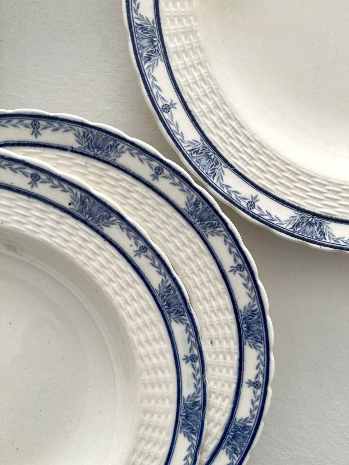 6 antique deep plates English ironstone Mintons Greenore