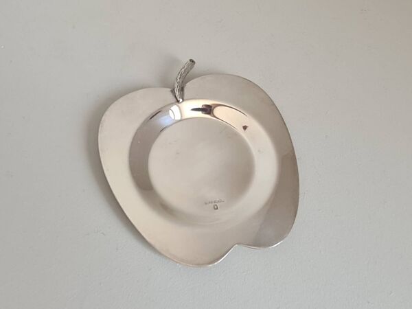 Vide-poches en métal argenté signé Lancel Paris, années 70