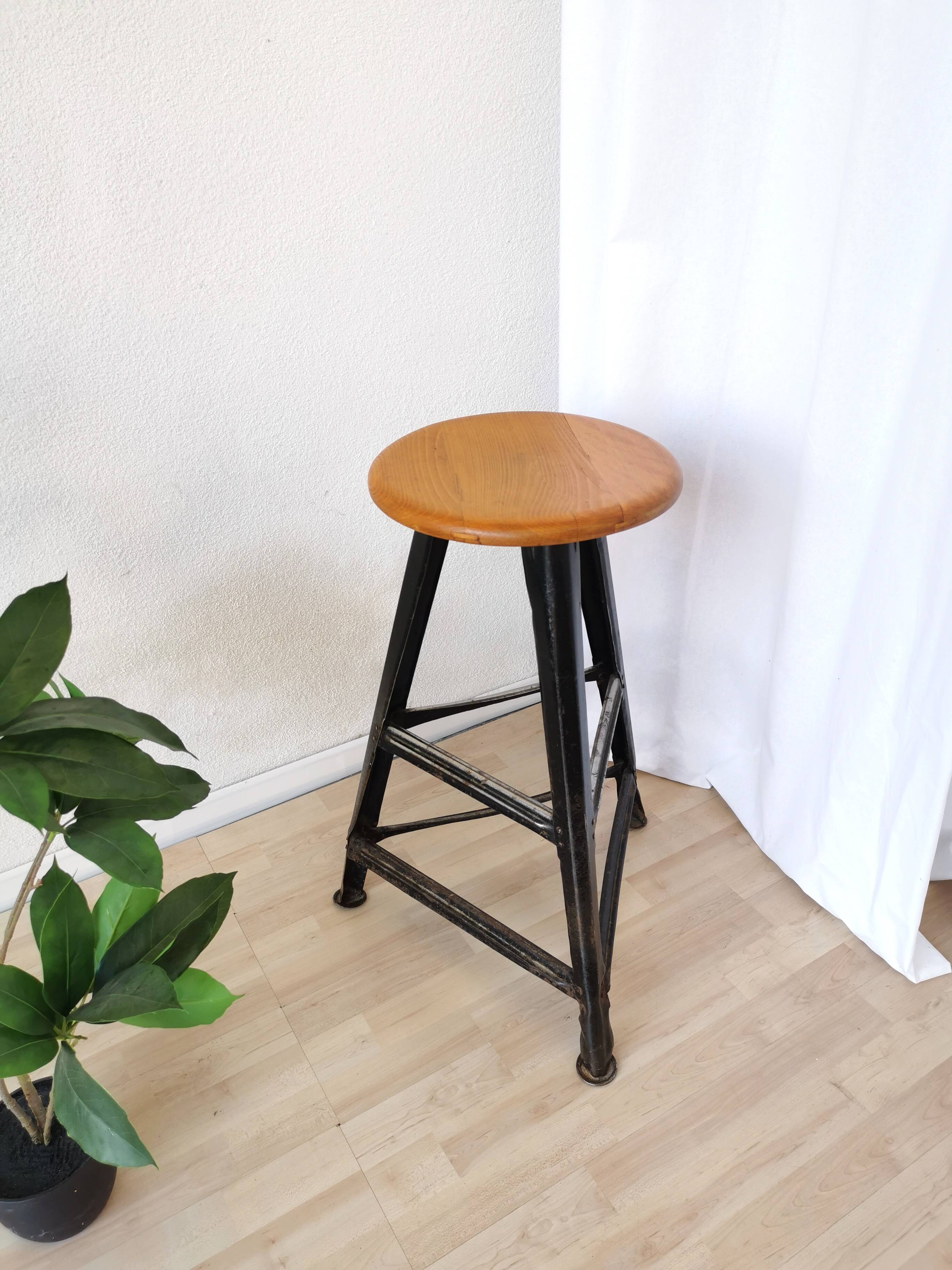 Tabouret de bar industriel vintage en bois et métal