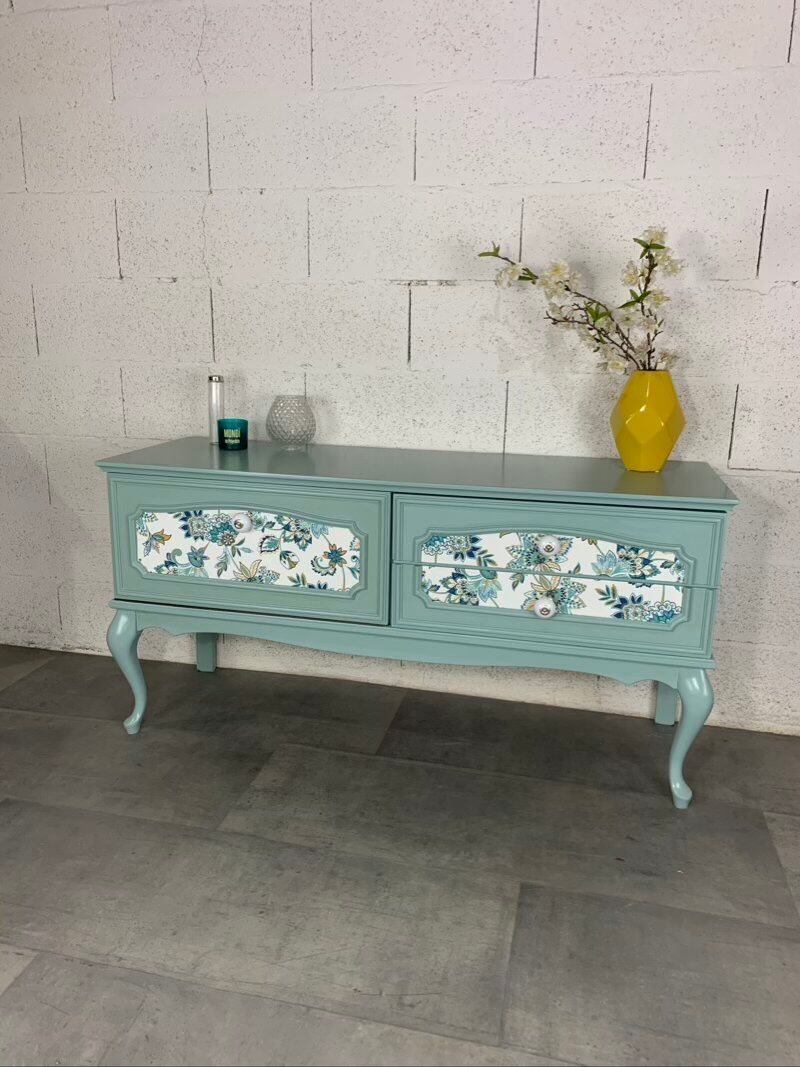TV stand