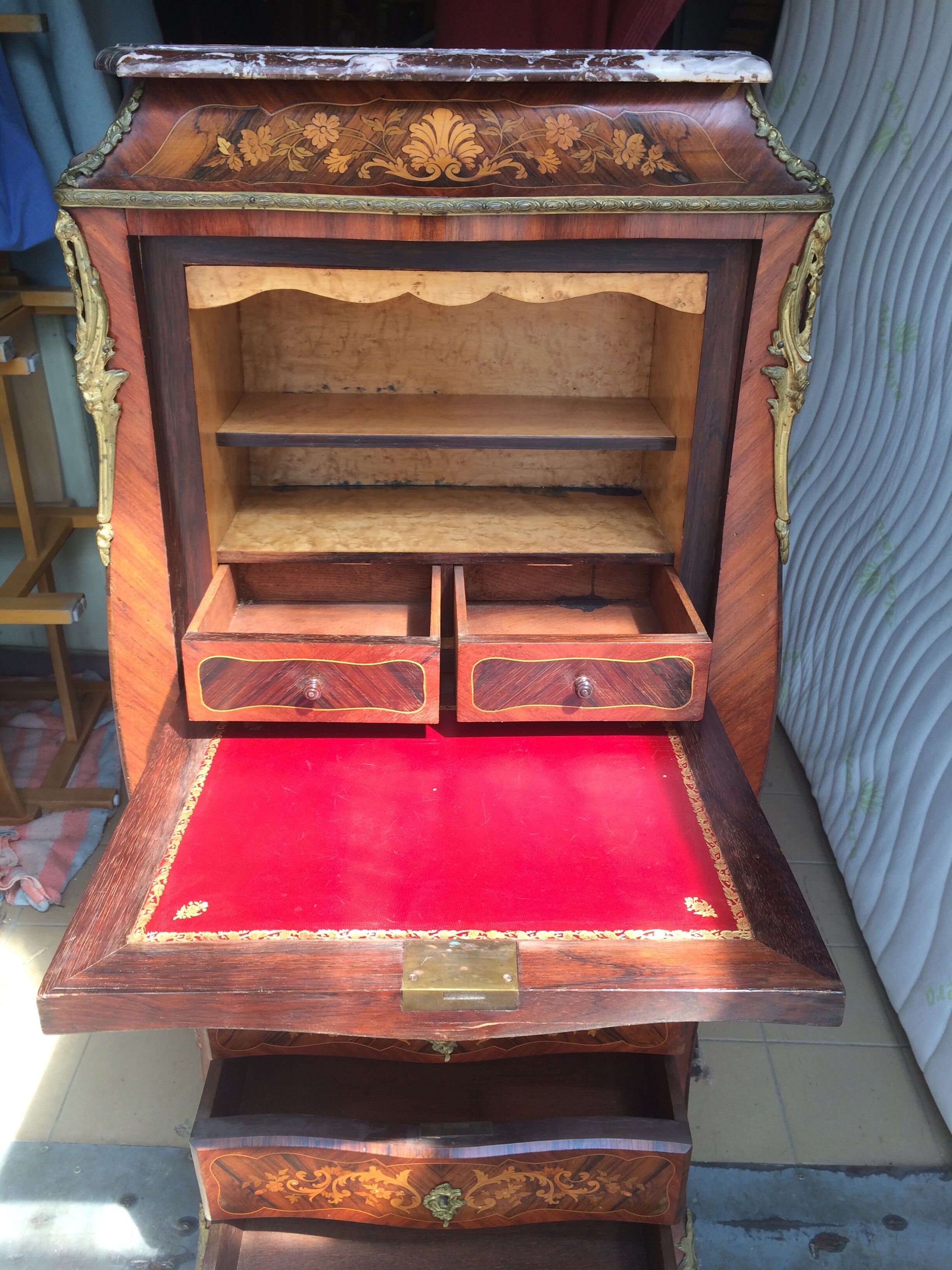 Dame secretary Louis XV style, curved, 4 drawers