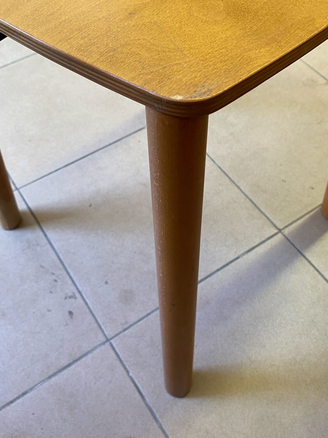 80s Italian chairs, in wood and metal