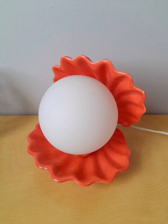 Lampe coquillage en porcelaine et opaline 1980