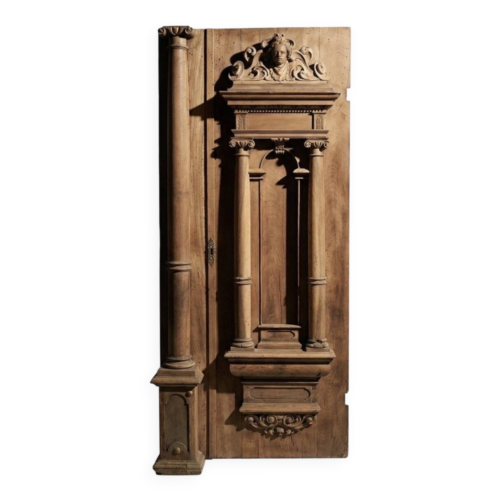 Old sculpted architectural door – 17th/18th century