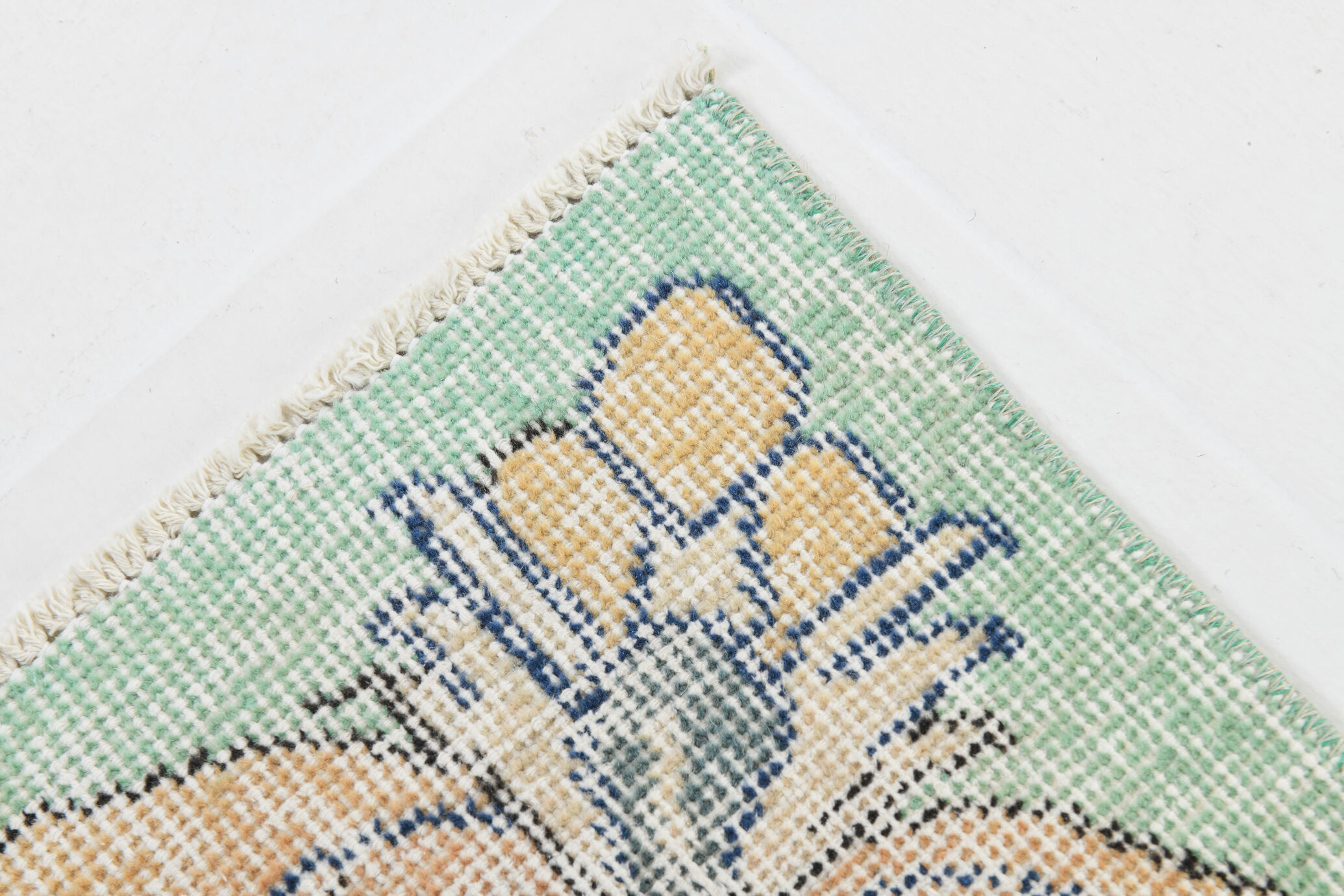 Pink madallion carpet rug 310x199cm