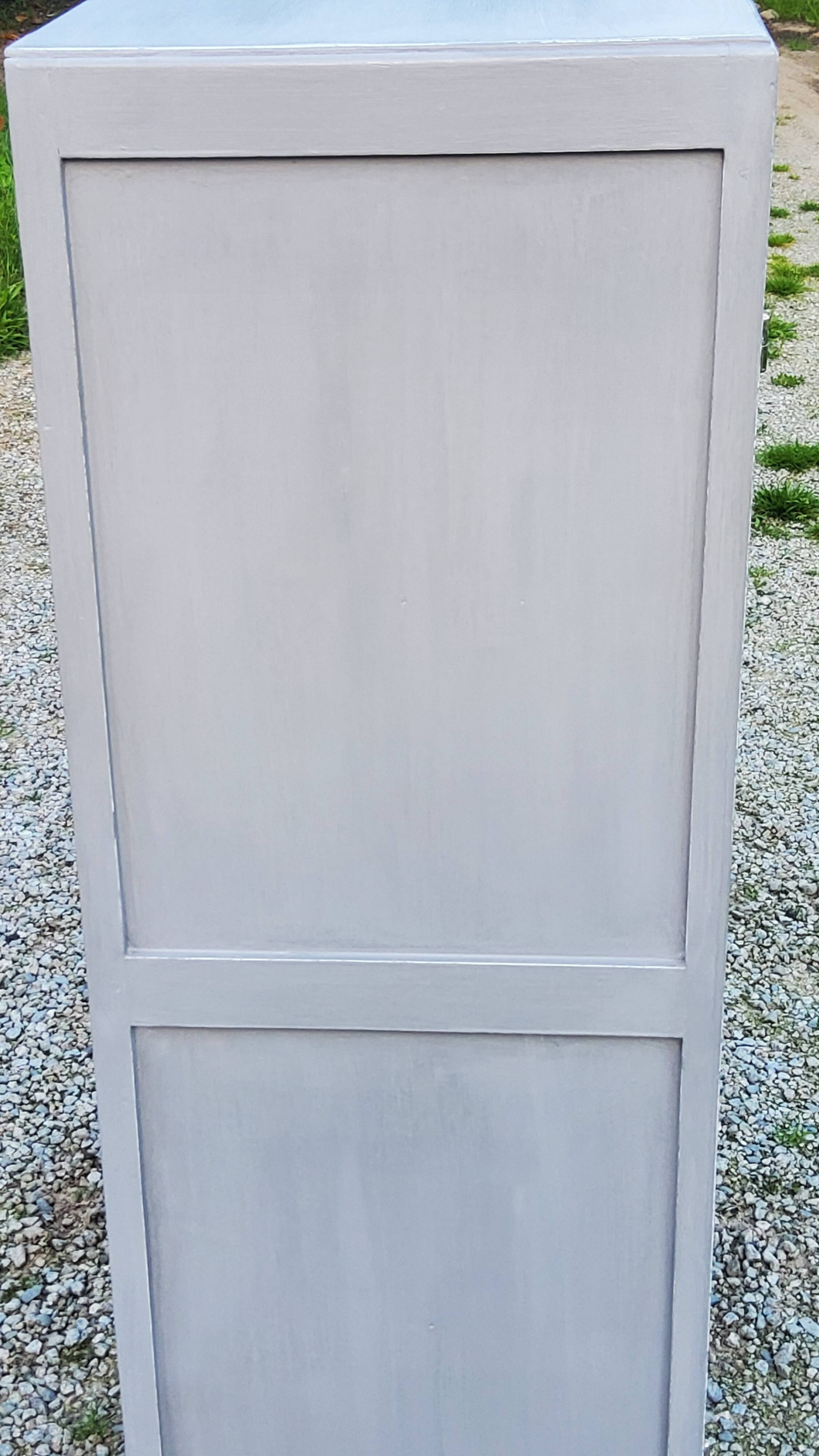 Parisian sideboard at support height from the 30s-50s with gray patina