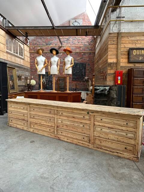 Huge piece of furniture from the early 20th century
