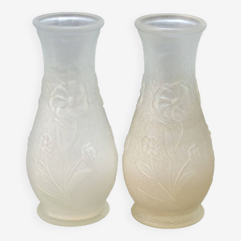 Pair of art deco vases in satin molded pressed glass flower decor