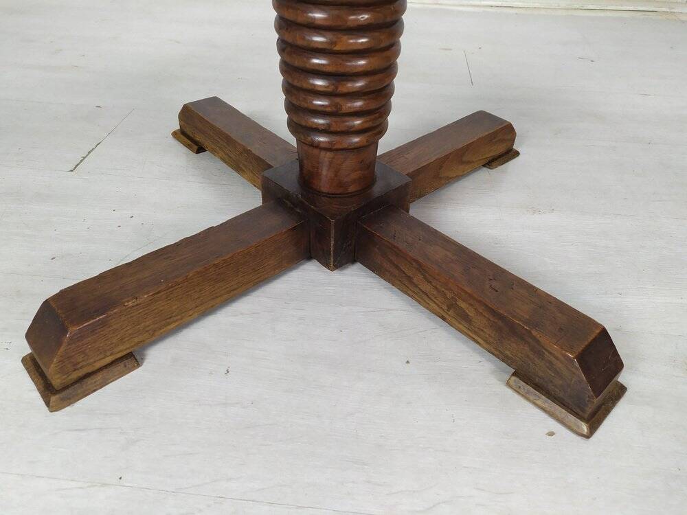 Brutalist bistro table