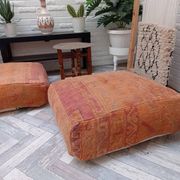 Handmade Berber pouf in wool 60 X 60 X 20 CM