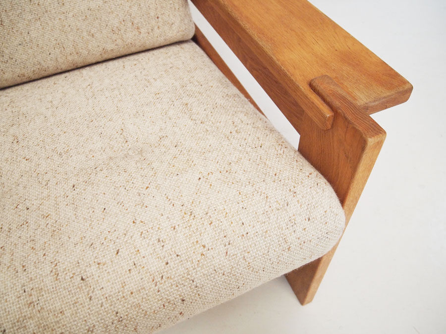 Solid oak Danish lounge chair