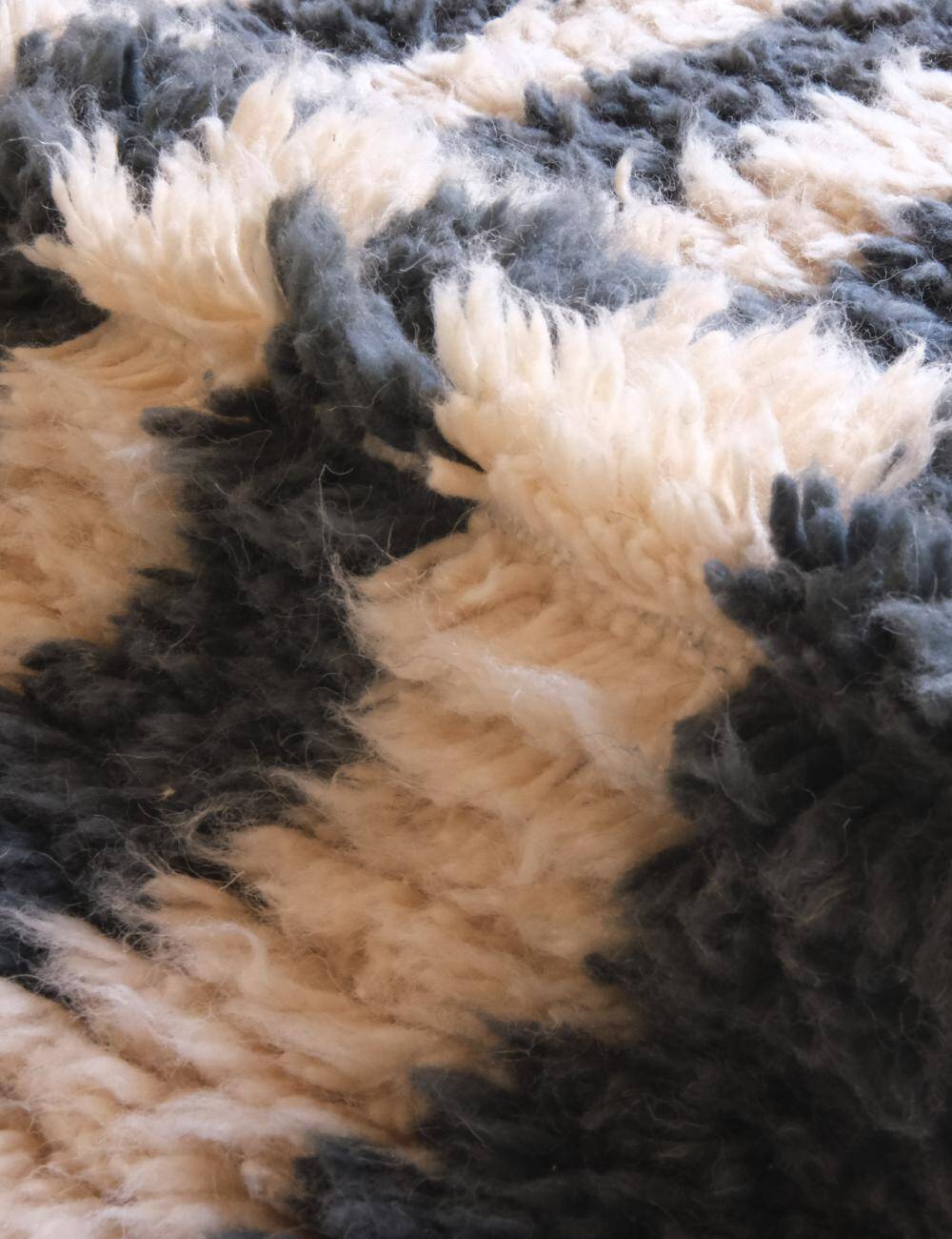 Berber rug from Morocco - 280 x 195 cm