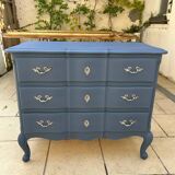 Crossbow chest of drawers