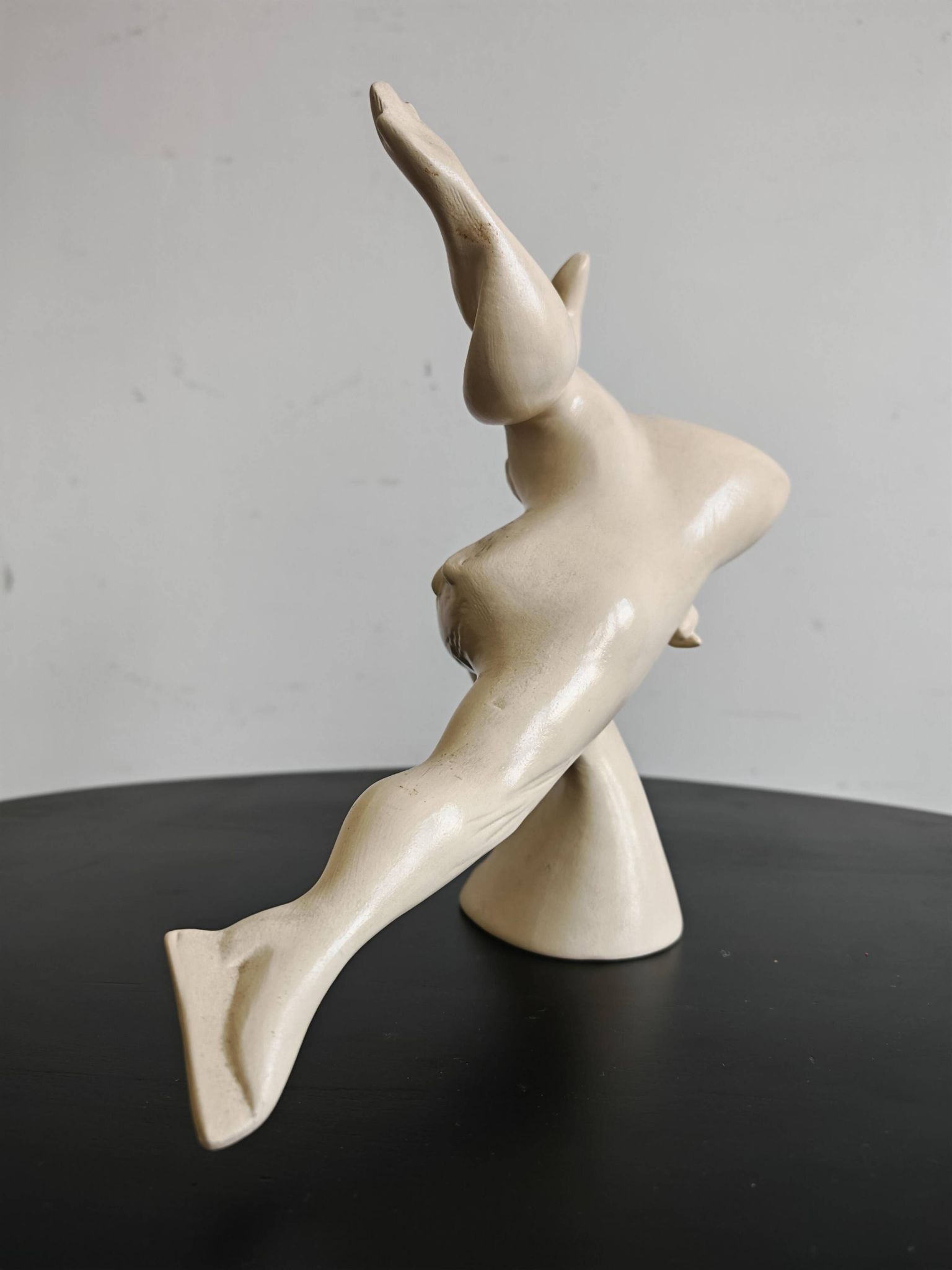 Art Deco ceramic figurine of an artistic skater, Czechoslovakia, 1950s.