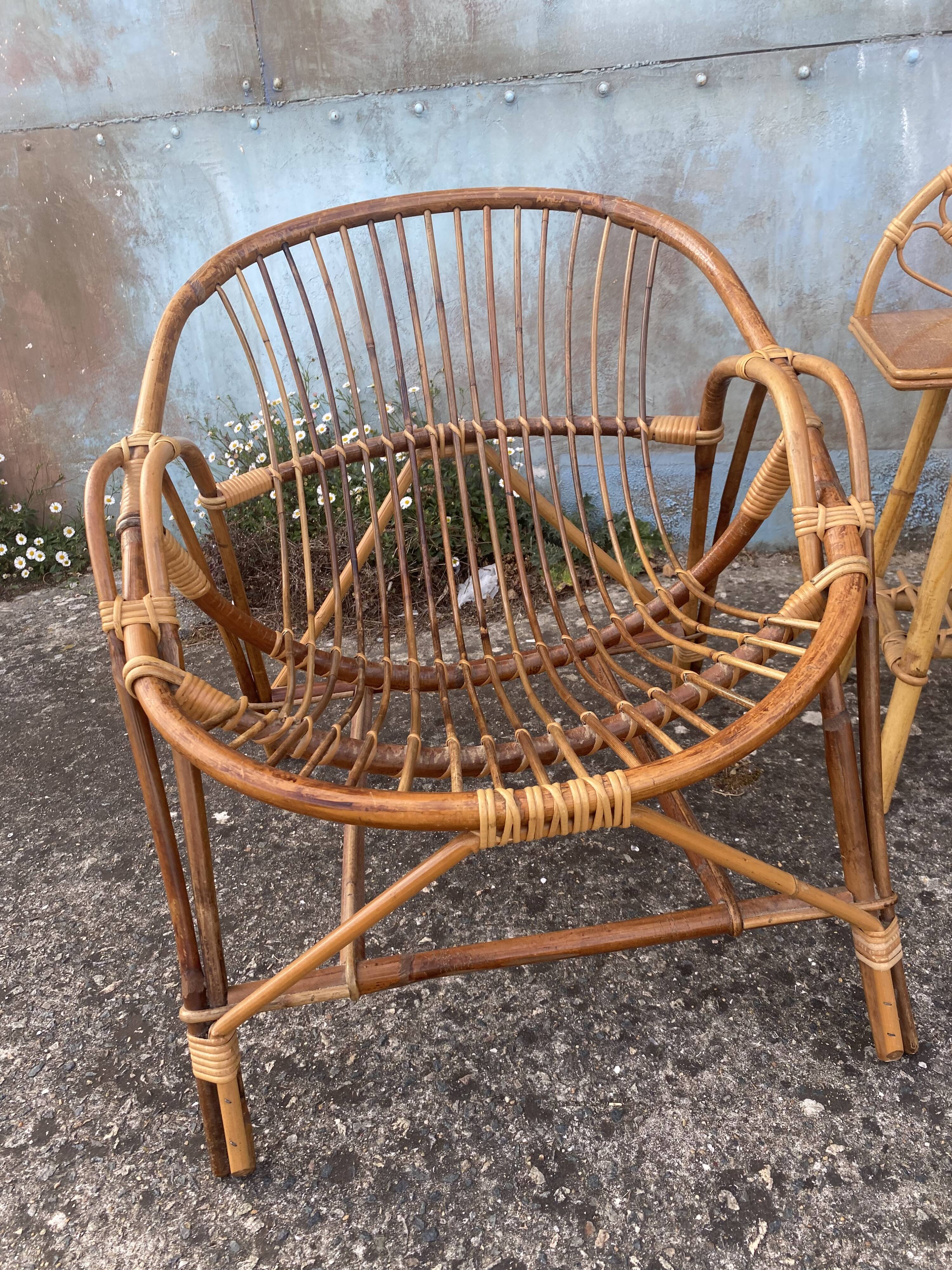 Set of 2 vintage shell chairs from the 1950s.