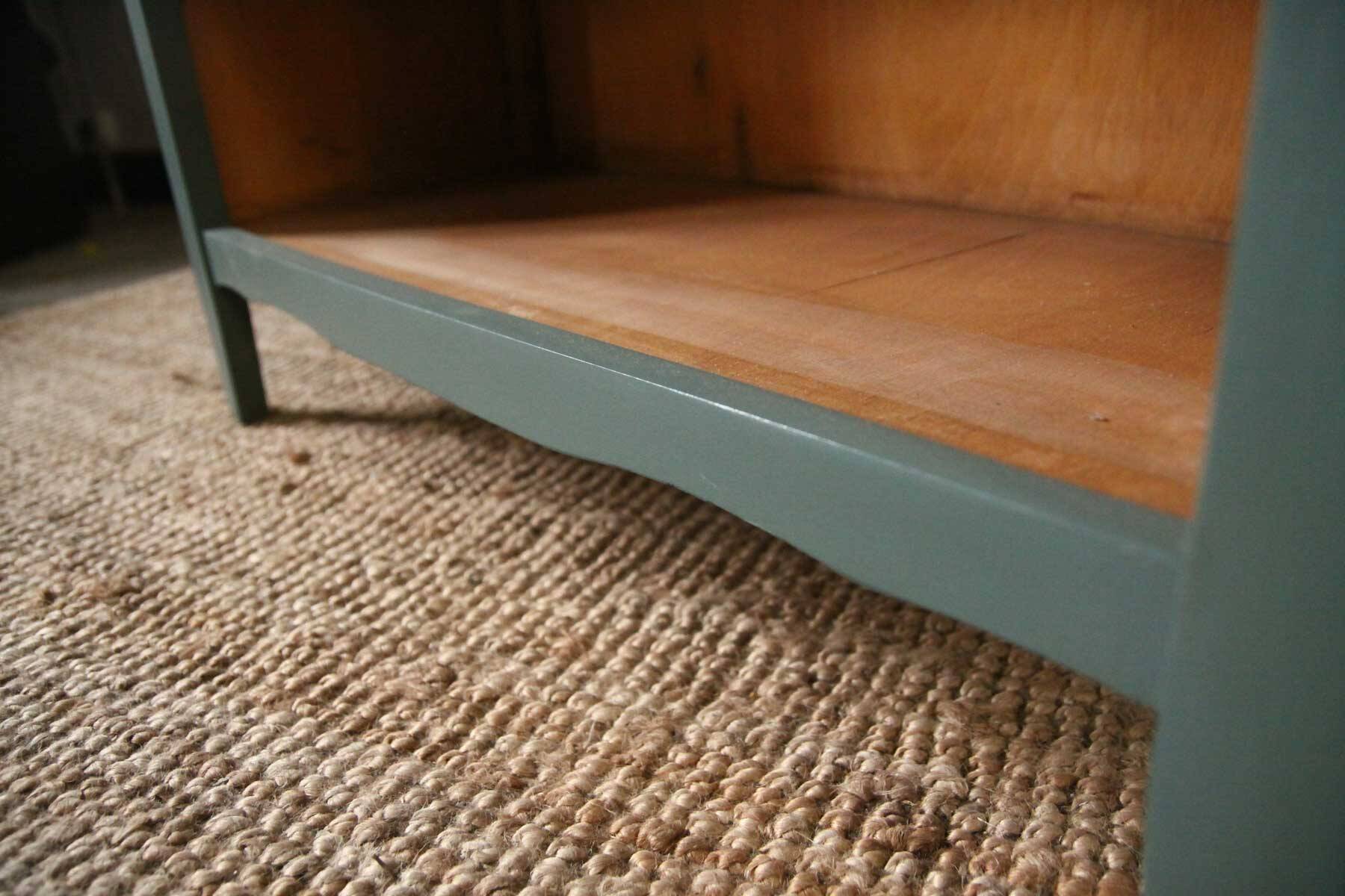 Vintage wooden bibus/bookcase