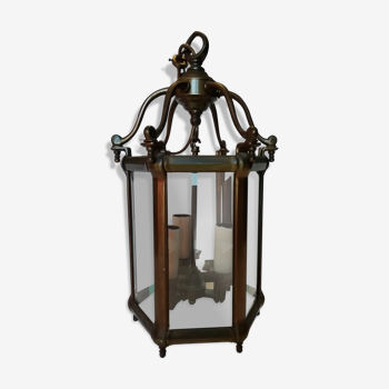 Lanterne hexagonale à 3 lumières en bronze et verres biseautés.  XIXéme