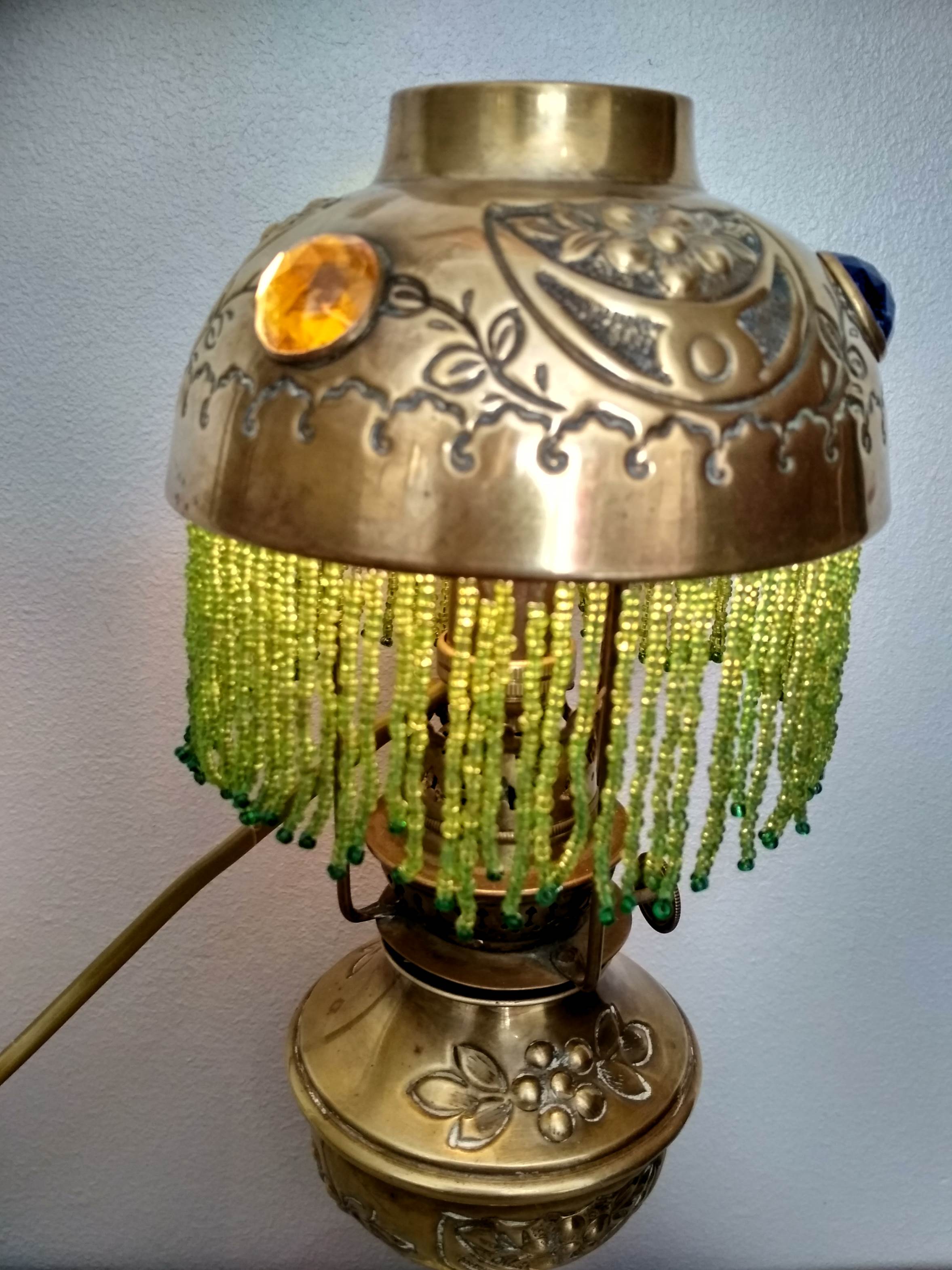 Lampe en laiton "La Parisienne" fin 19ème s.