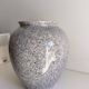 Vase vintage en céramique mouchetée rose, gris & noir – années 60/70