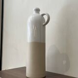 Jug with handle