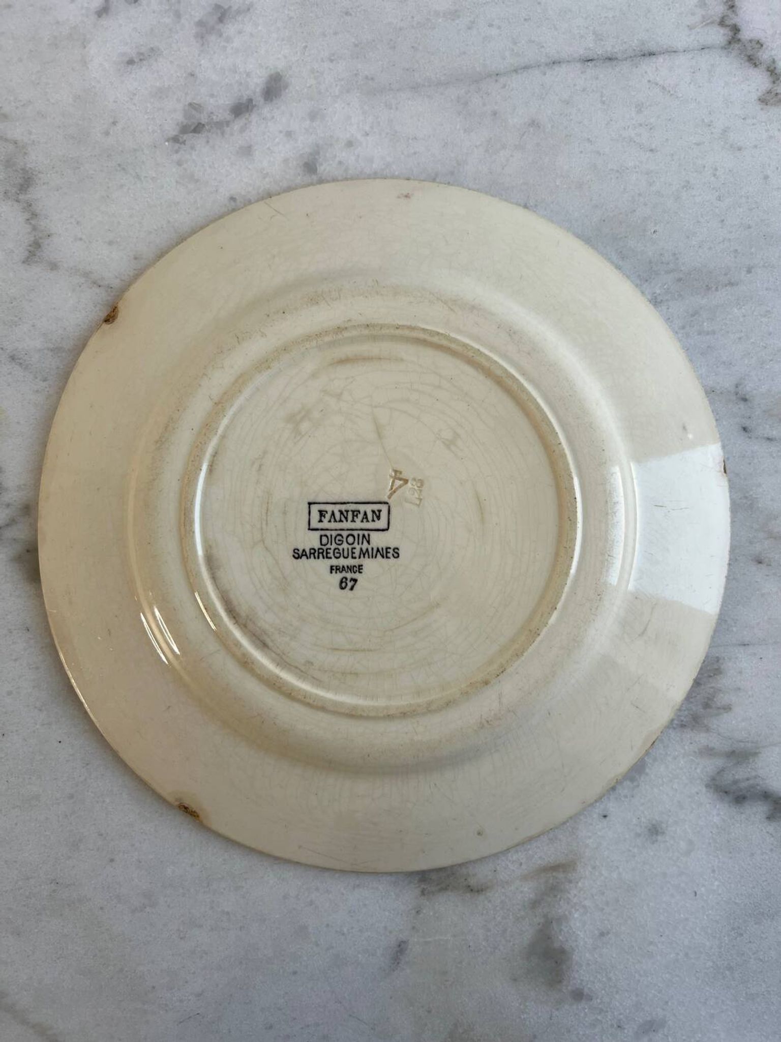 Assiette plate Fanfan de Digoin Sarreguemines