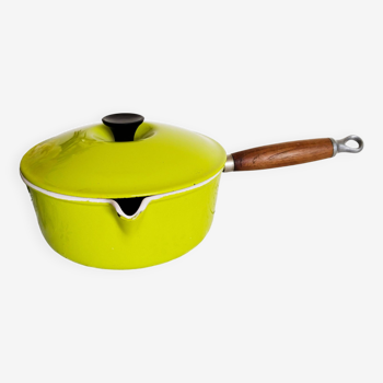 Le Creuset anise green saucepan with lid, 22 cm, cast iron