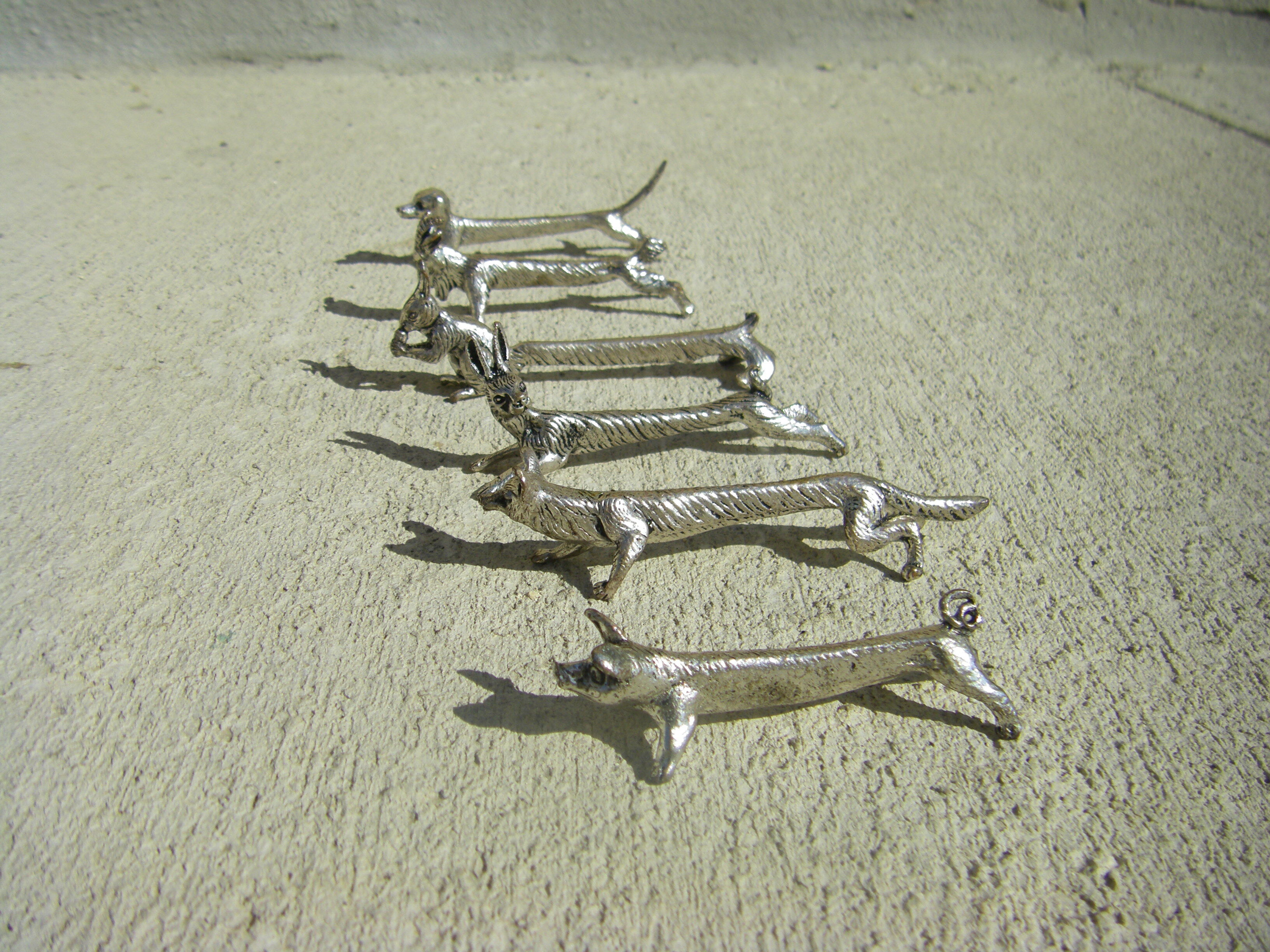 6 animal knife holders