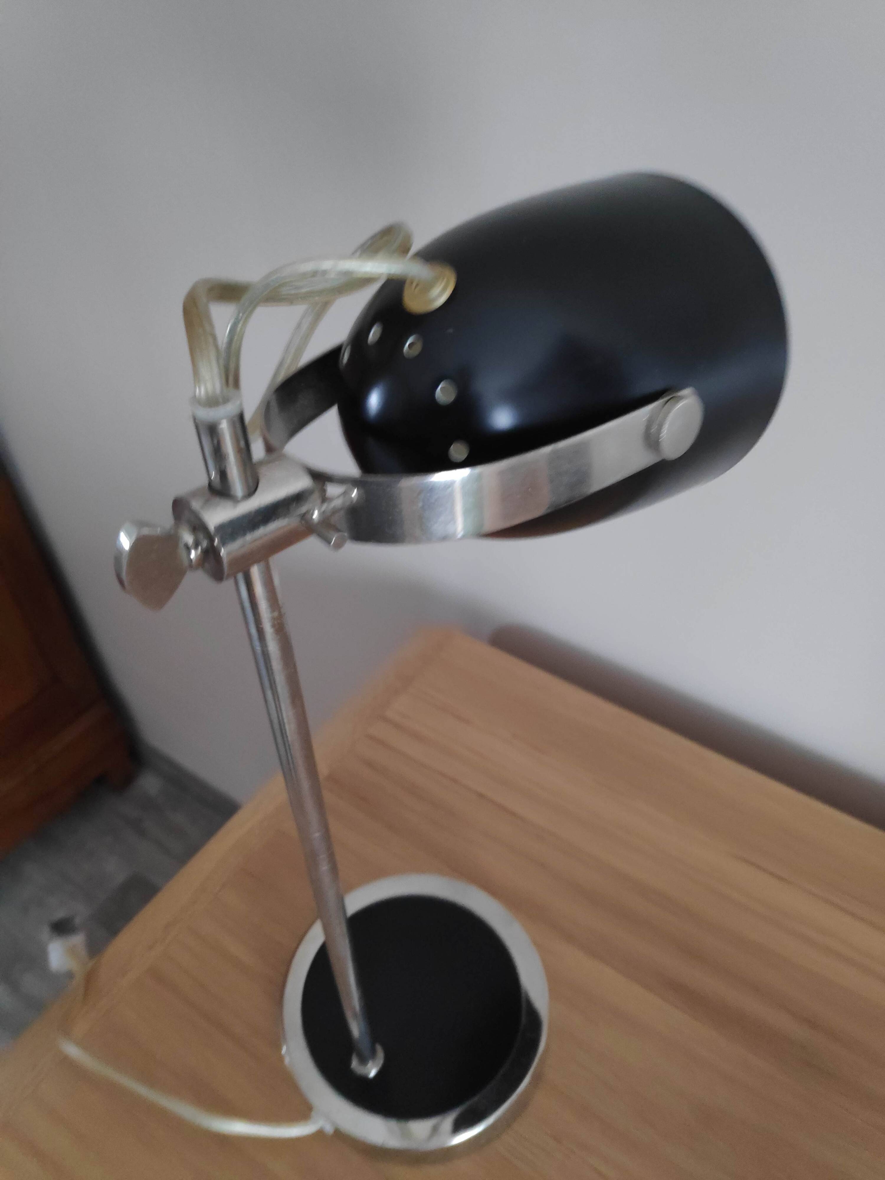 Eyeball ogive lamp