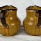 Lot 2 pots à lait
