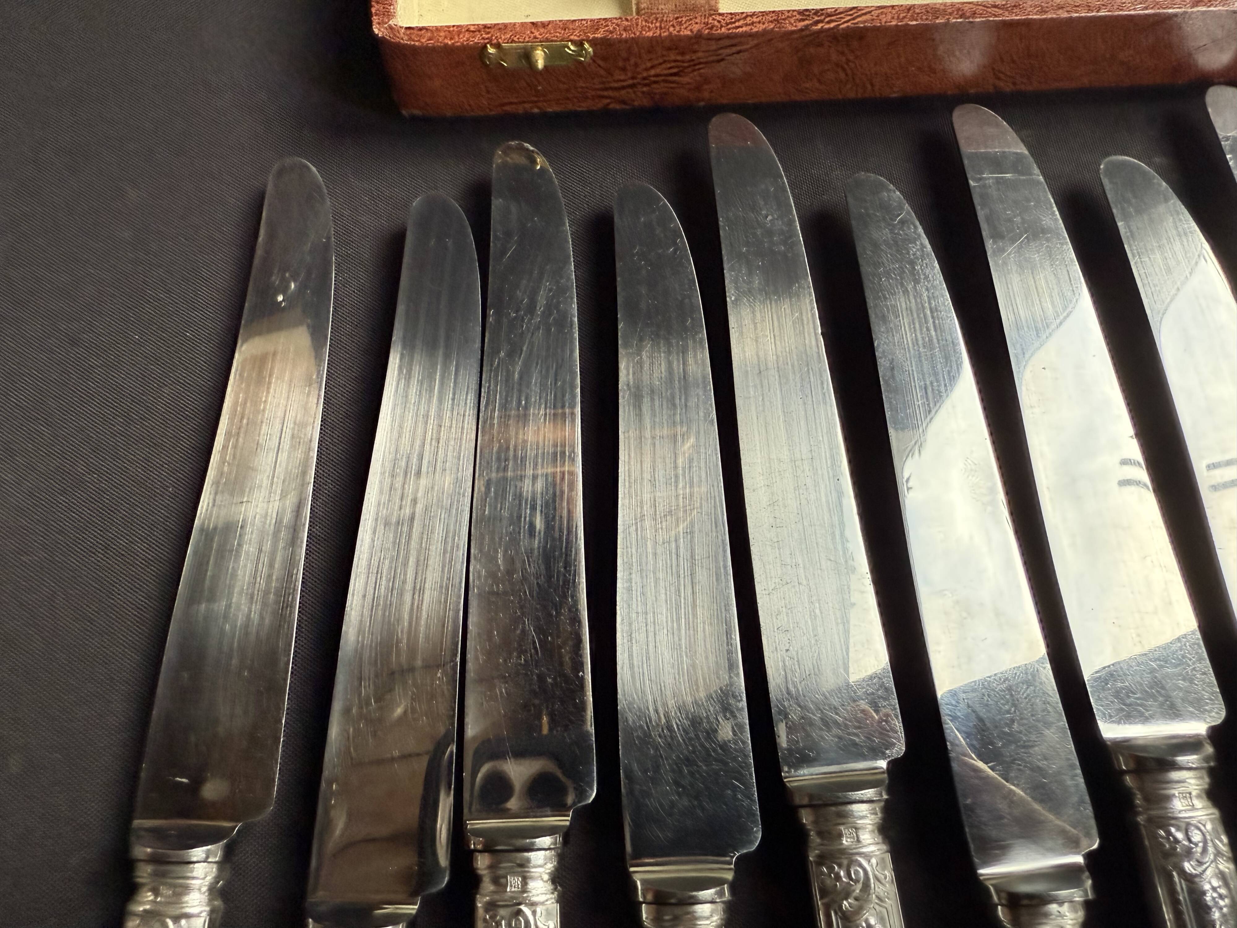 Box of 12 table knives – Silver-plated – Orbrille