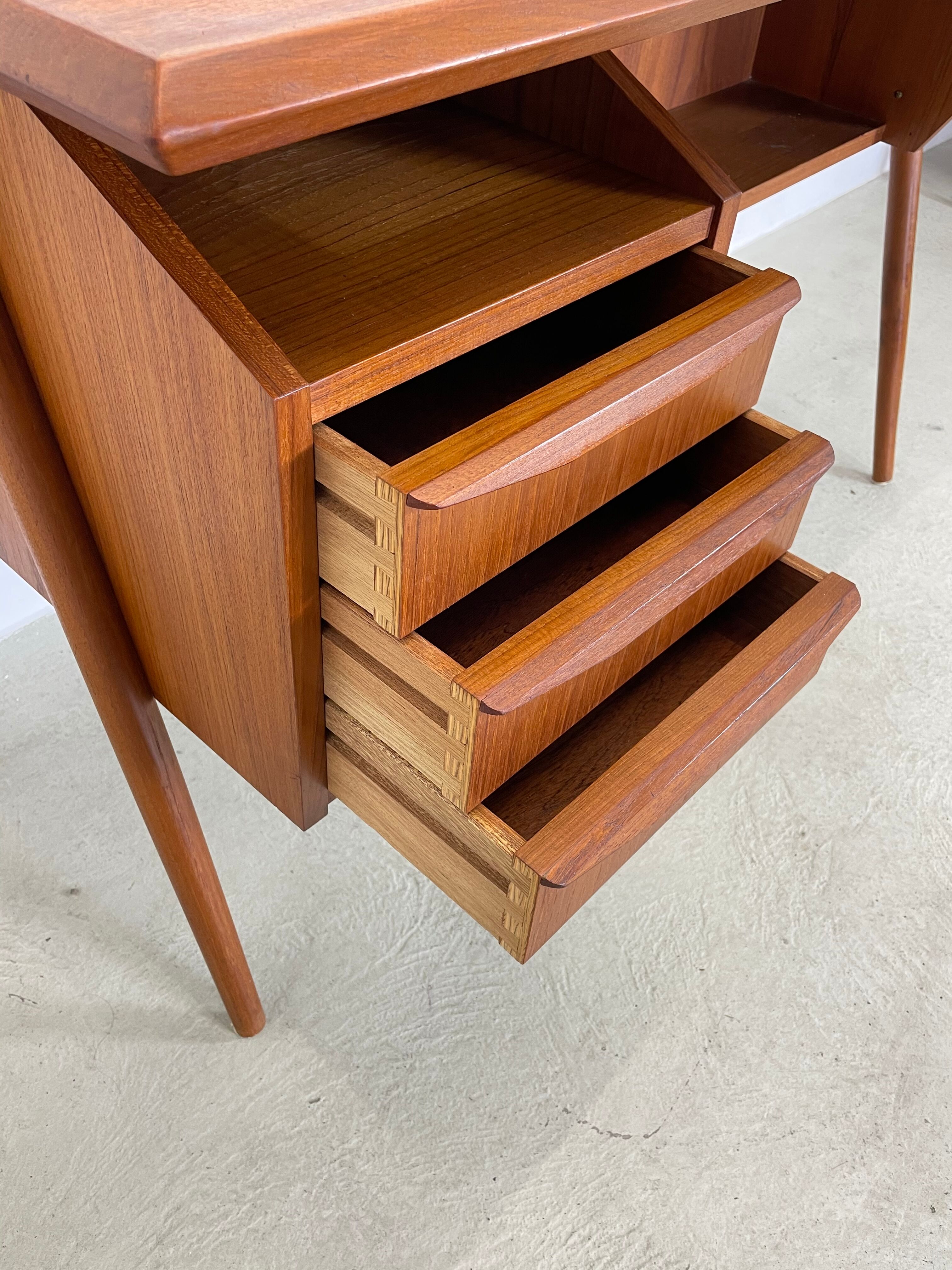 MidCentury Teak Desk by Tibergard, Denmark 1960