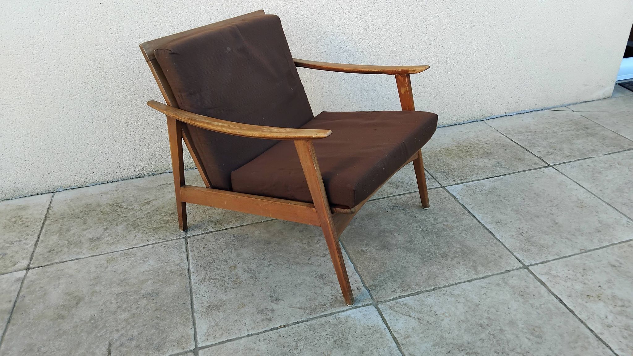 Vintage Danish Scandinavian armchair from the 1950s.