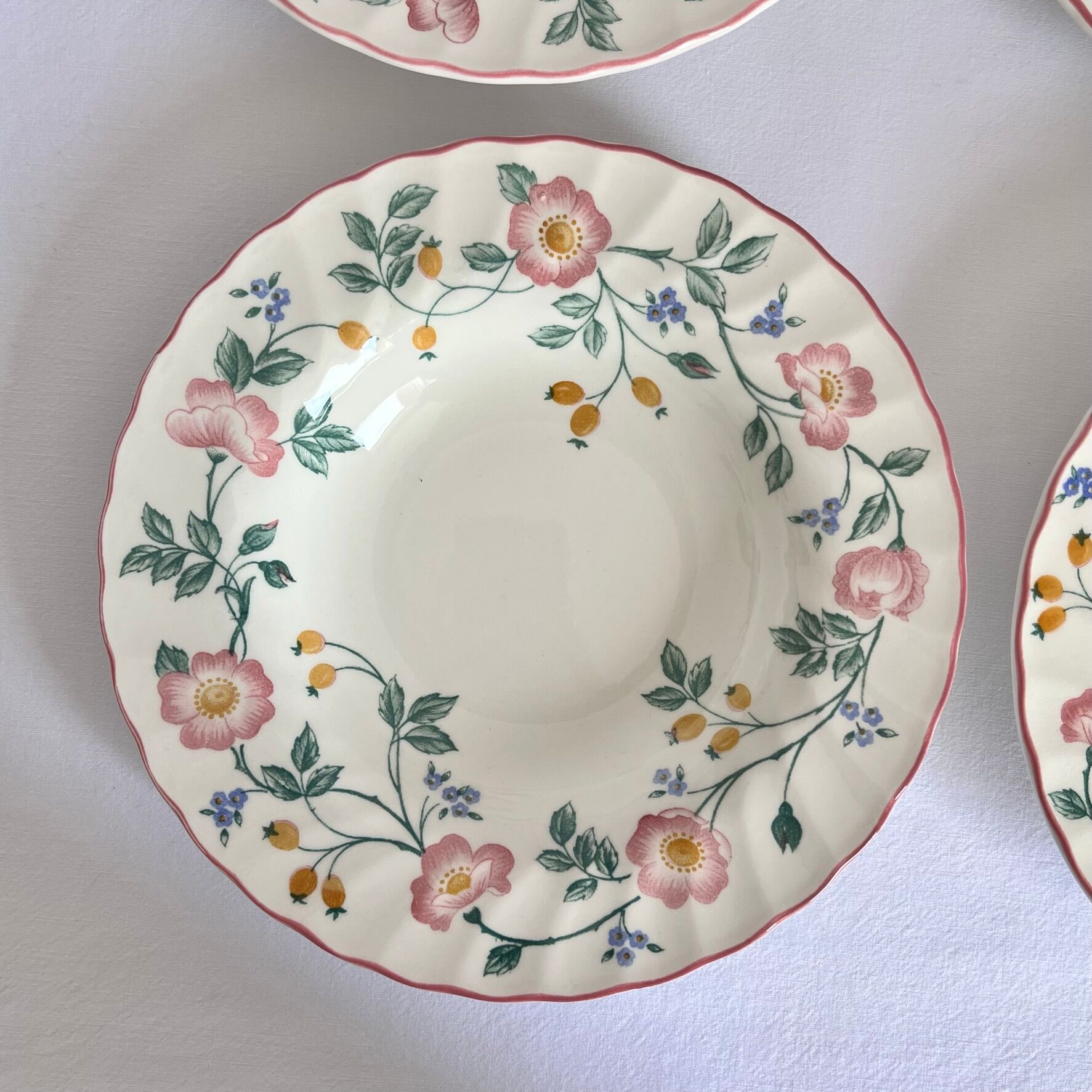 4 English Hollow Plates The Chartwell Collection Churchill England