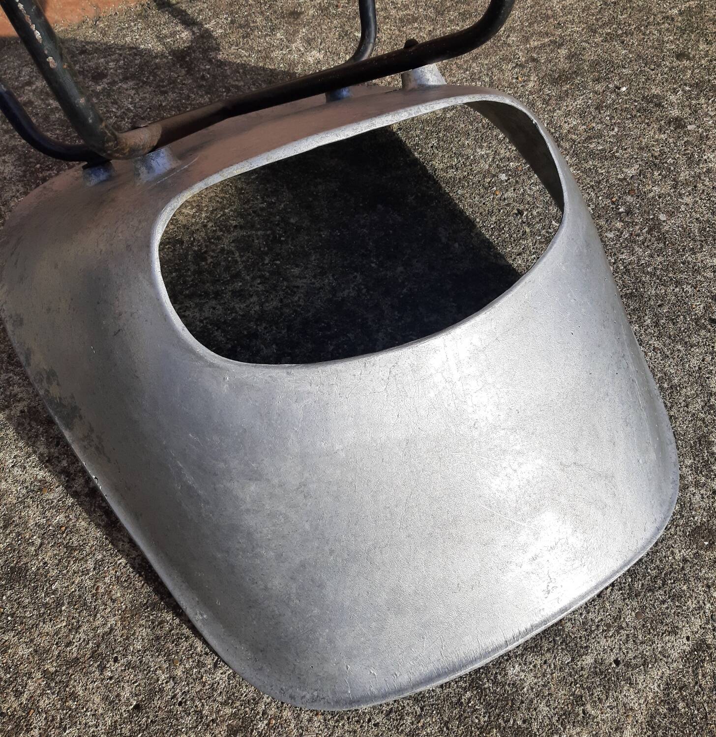 Chaise tulipe Pierre Guariche. (Edition Steiner, années 50)