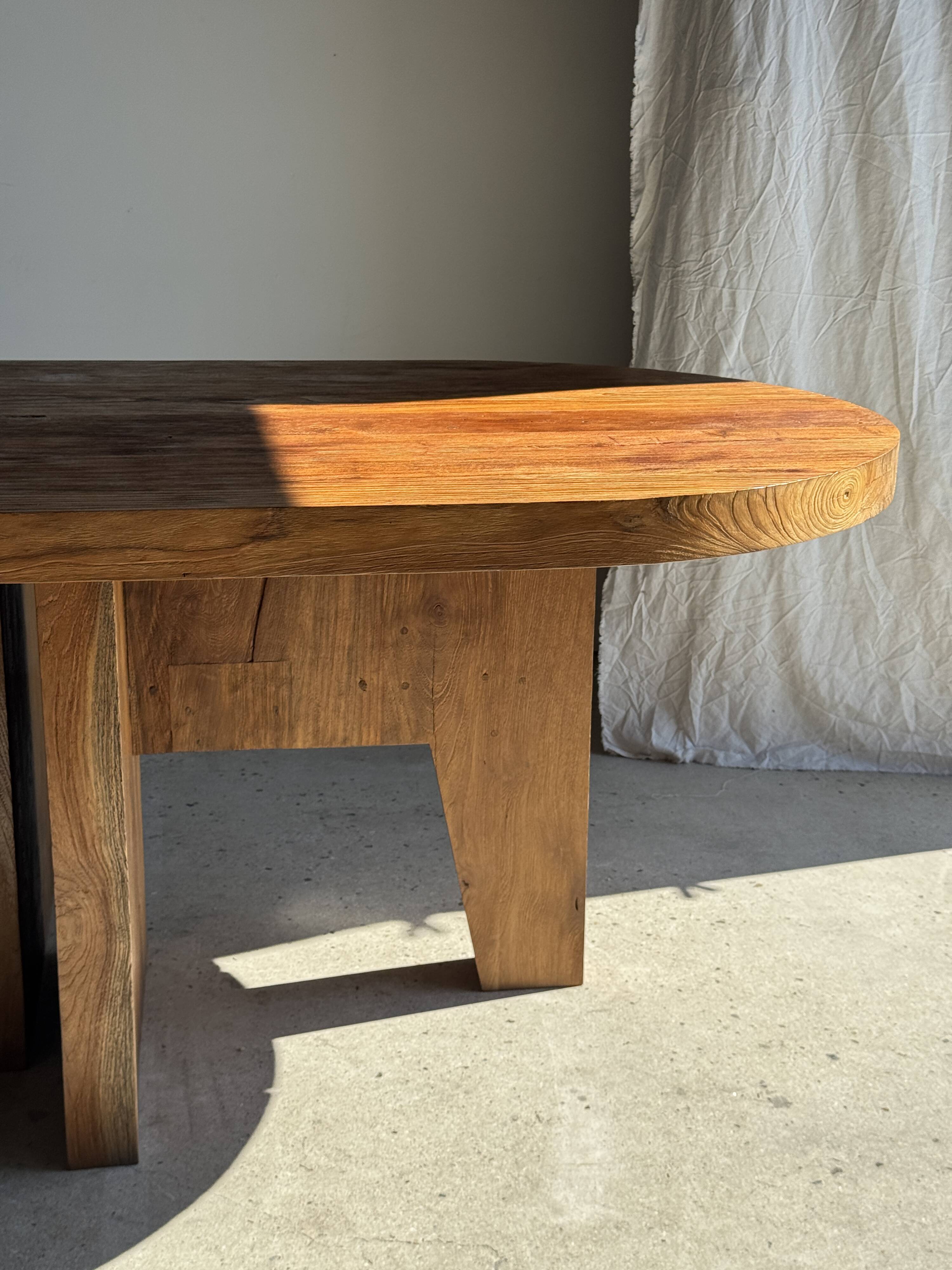 Immense solid teak table 2.10m x 1m
