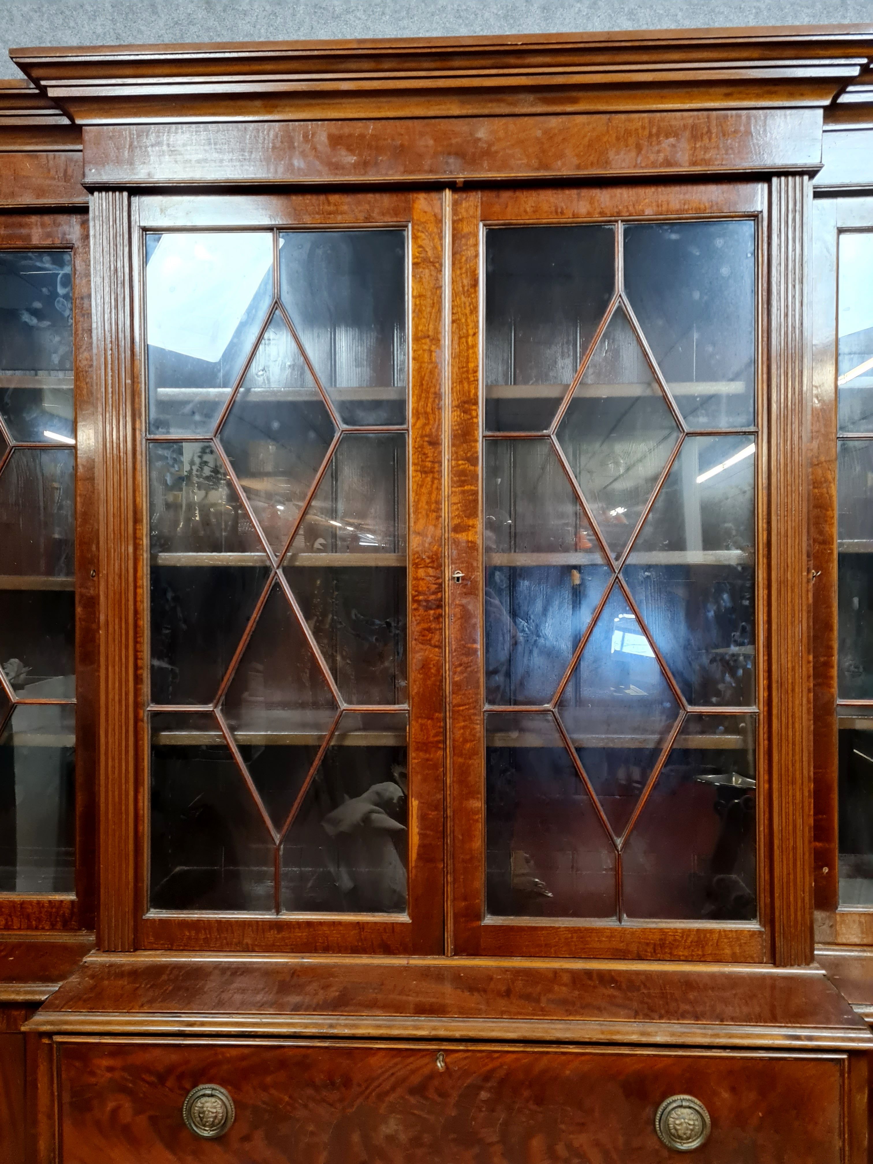 Very Important library secretary a ressaut napoleon III era in mahogany around 1850