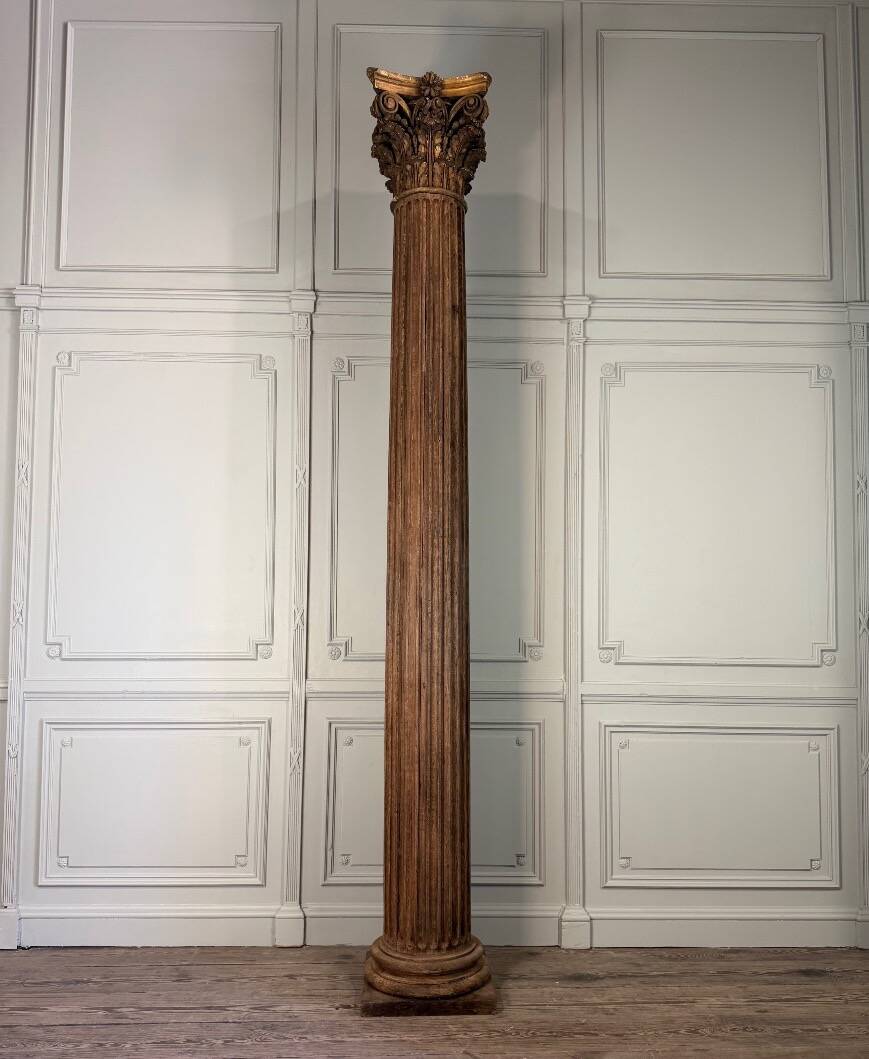 Carved oak column, fluted shaft and Corinthian capital, 18th century
