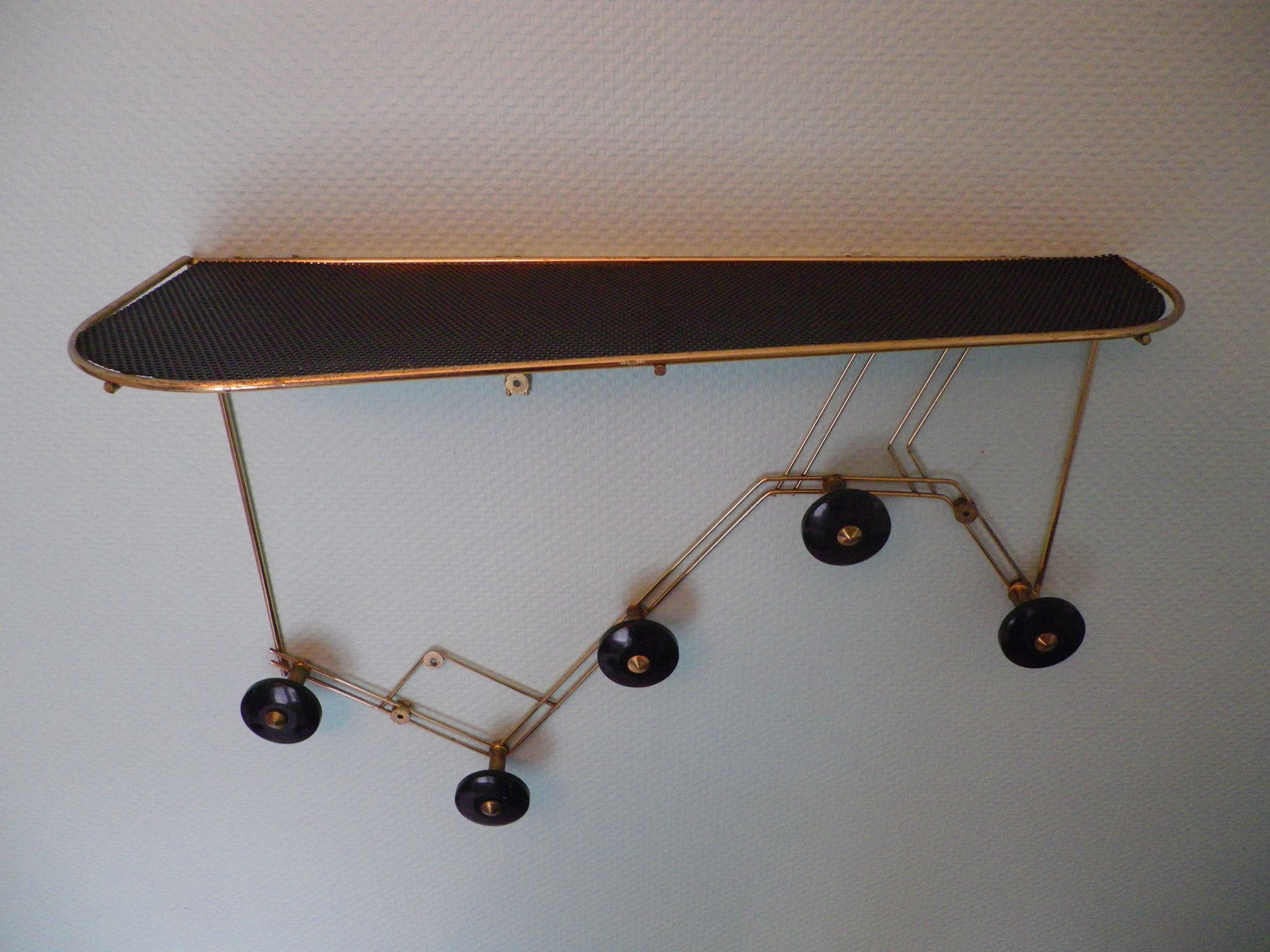Wall coat rack
