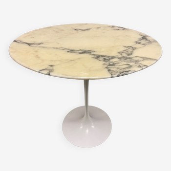 Saarinen Tulip Side Table oval Marble for Knoll