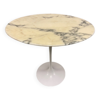 Table d’appoint en marbre ovale Saarinen Tulip  pour Knoll