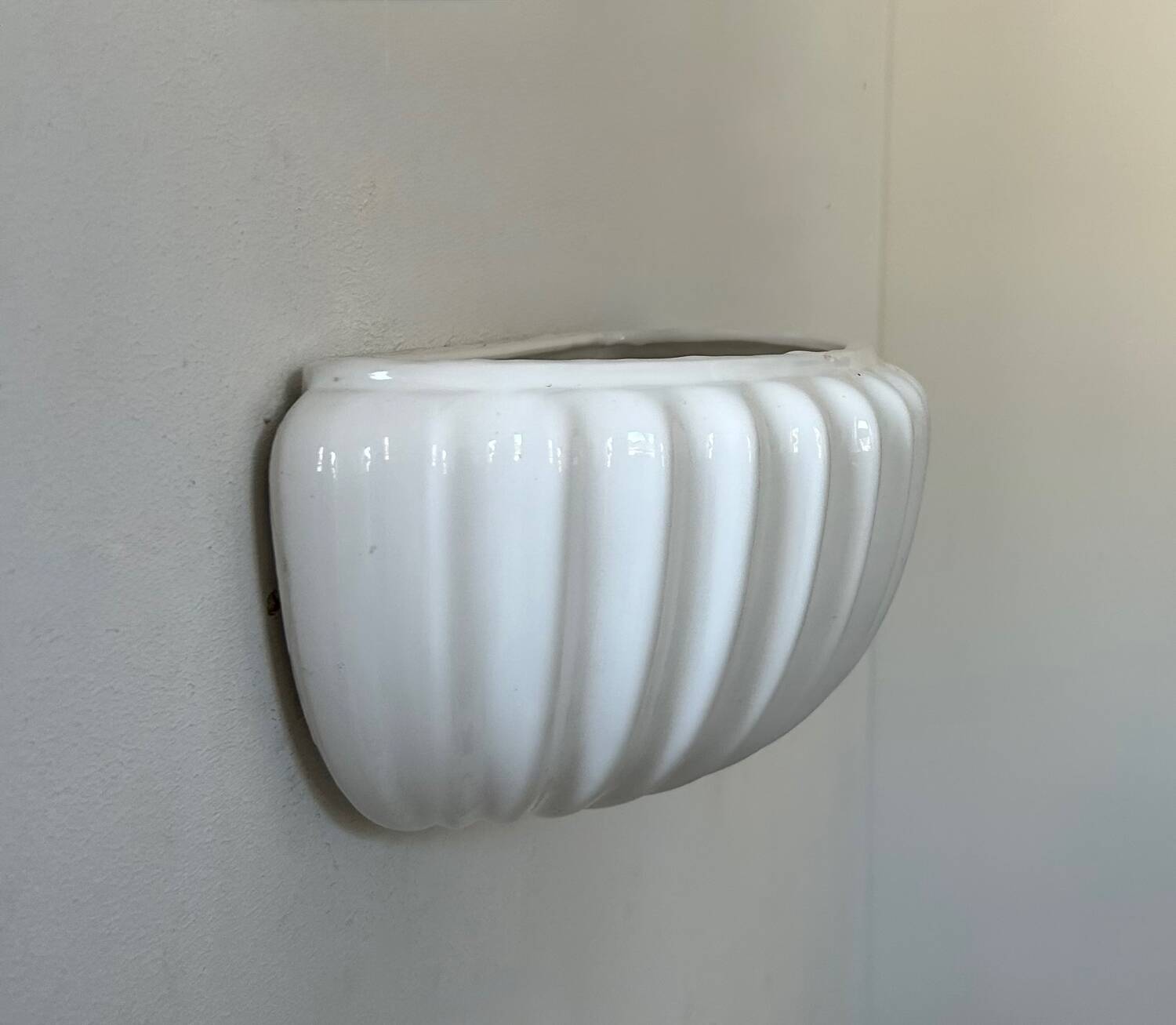 Vintage white earthenware wall lamp, shell, France 1970