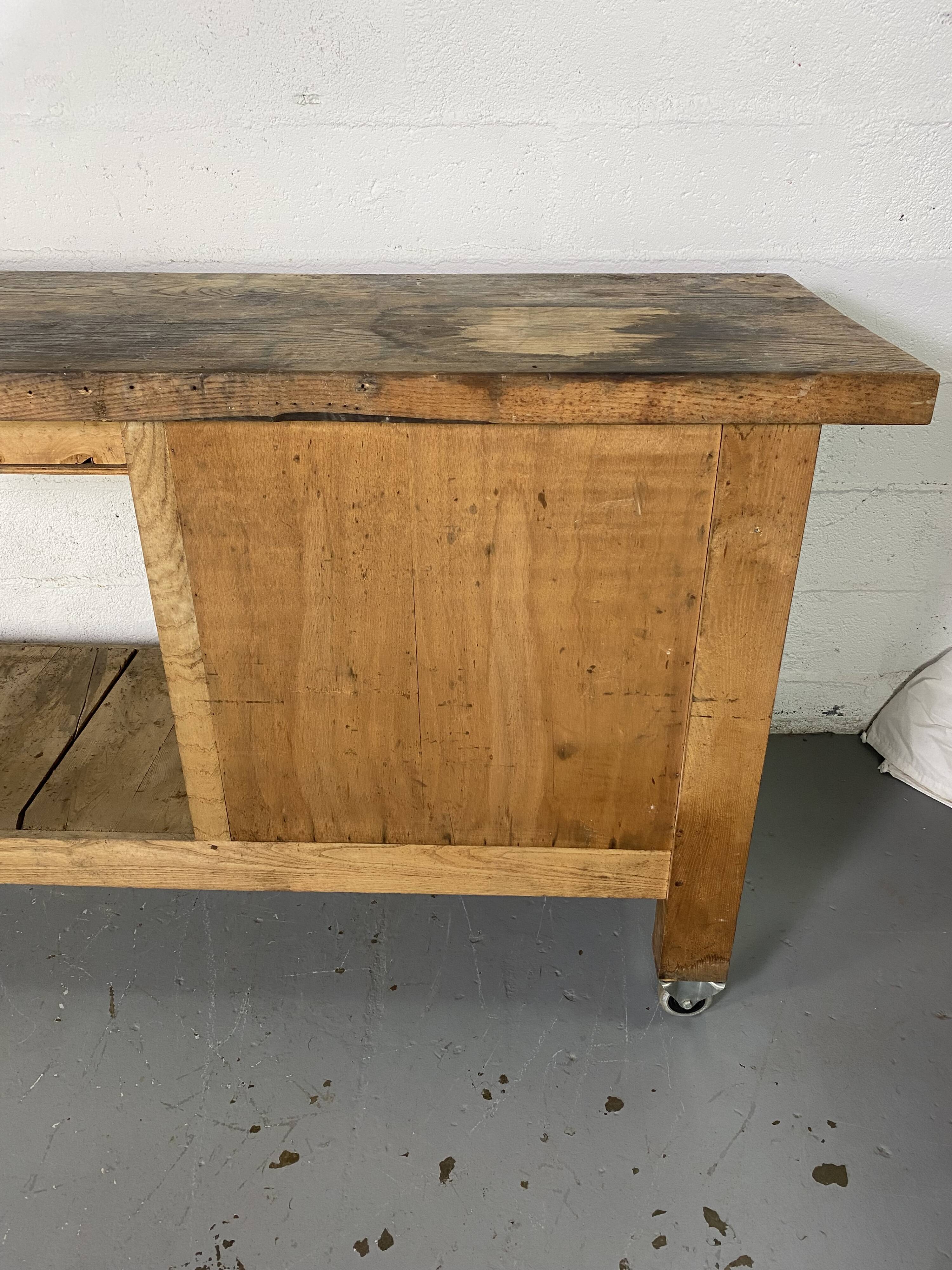 Workbench on wheels - 225 cm