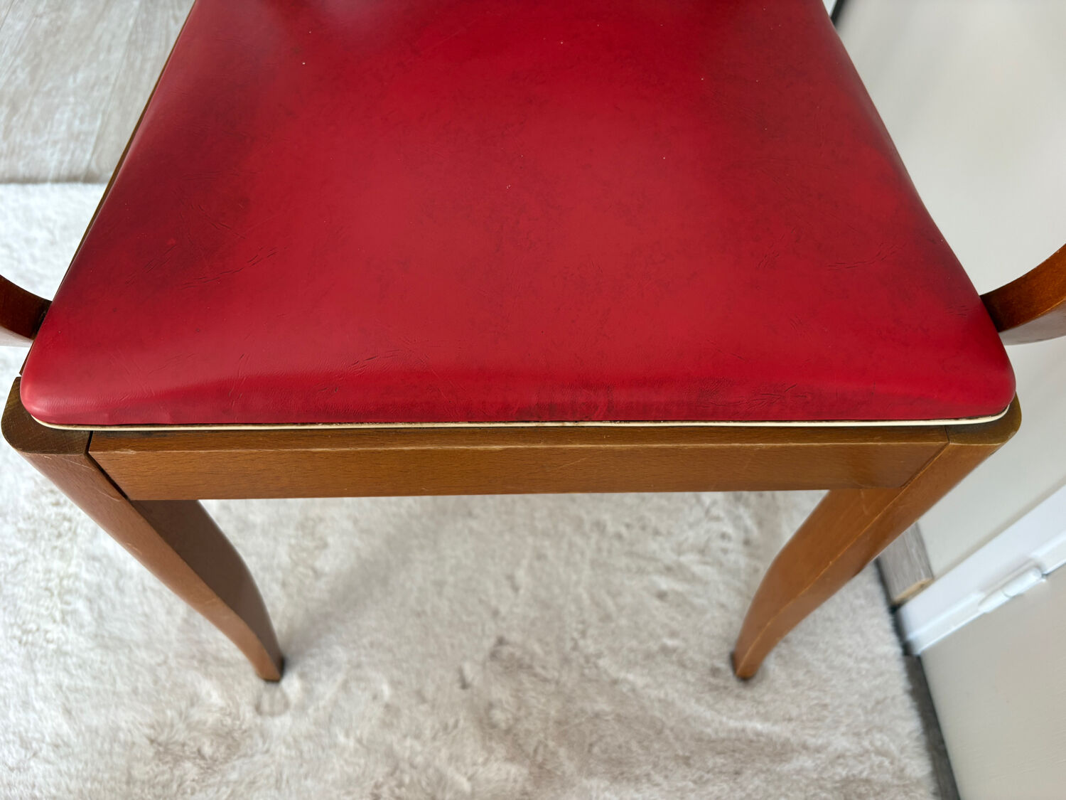 Bridge Vintage Armchair – Curved Design & Red Vinyl – 1950