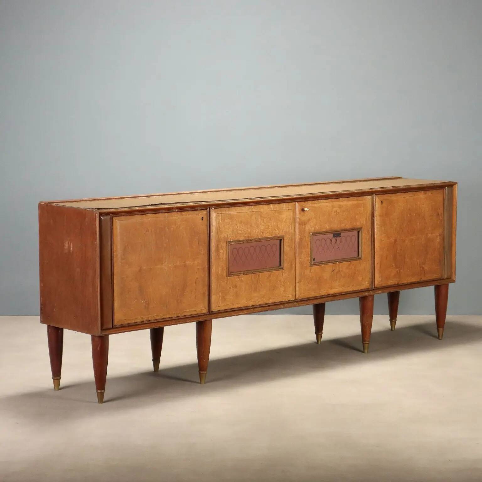 Buffet en loupe de bois des années 1950