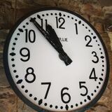 Industrial clock Brillie backlit station