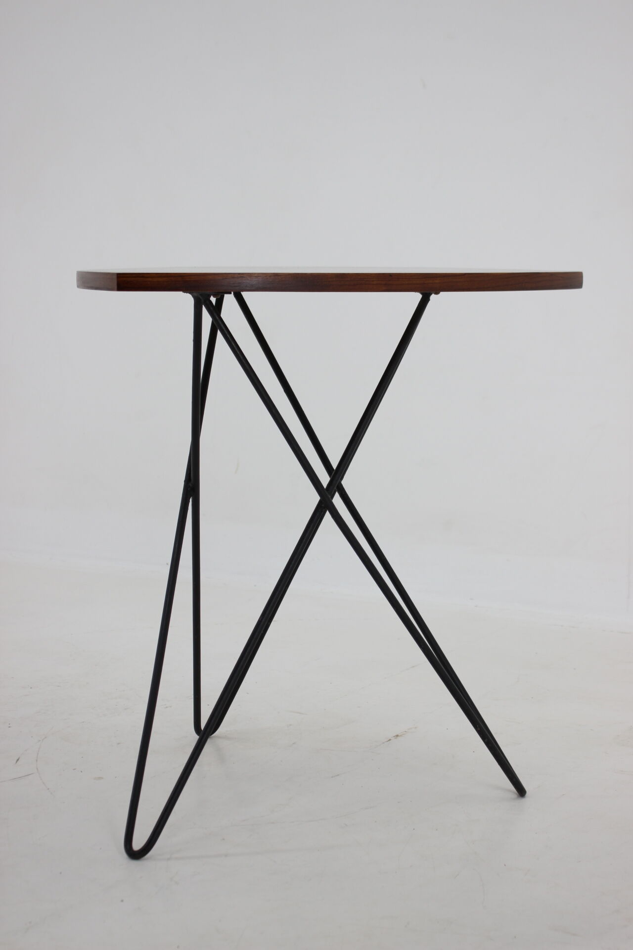 Basses ou table d’appoint des années 1970, Tchécoslovaquie