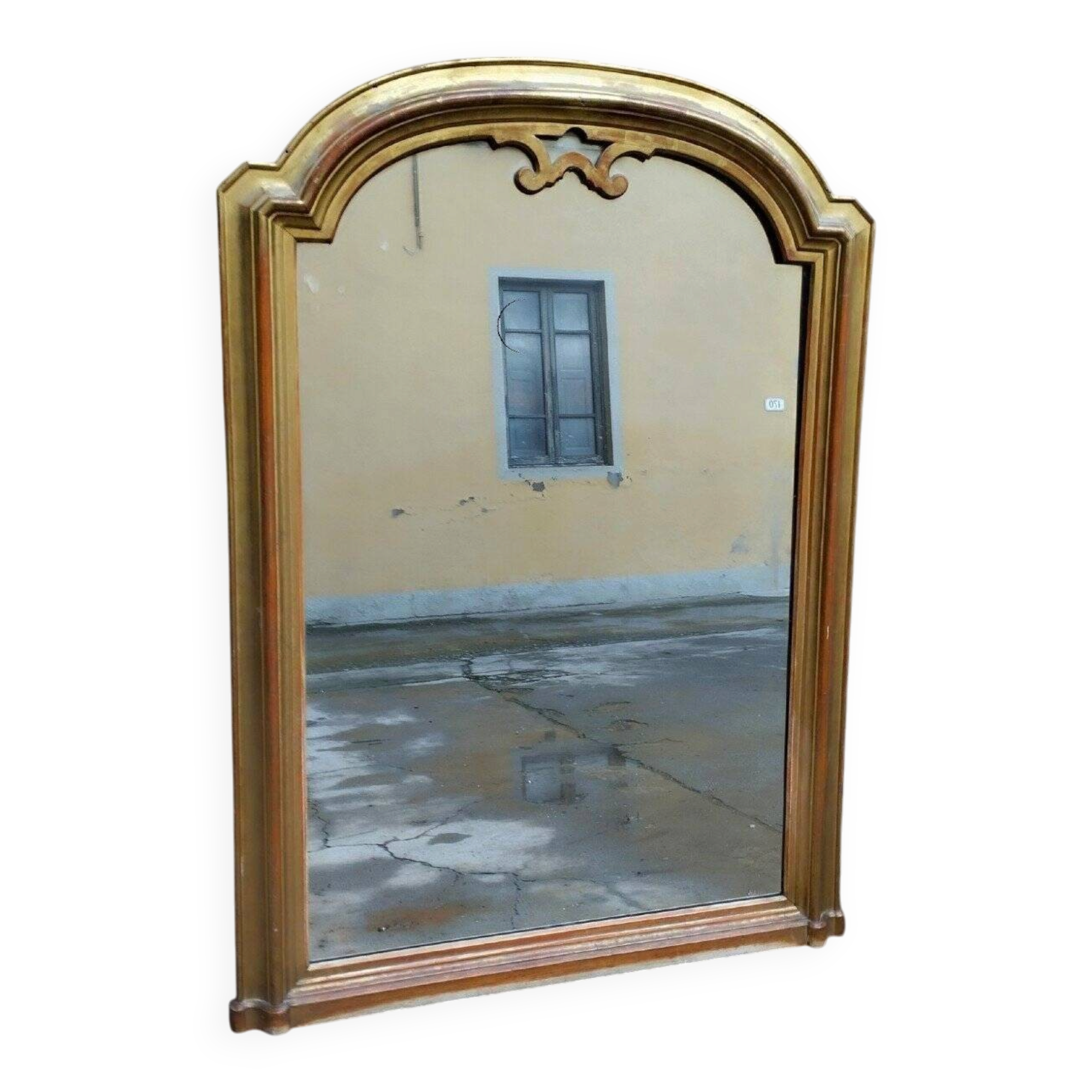 Miroir En Bois Et Peinture Dorée , Période 800,