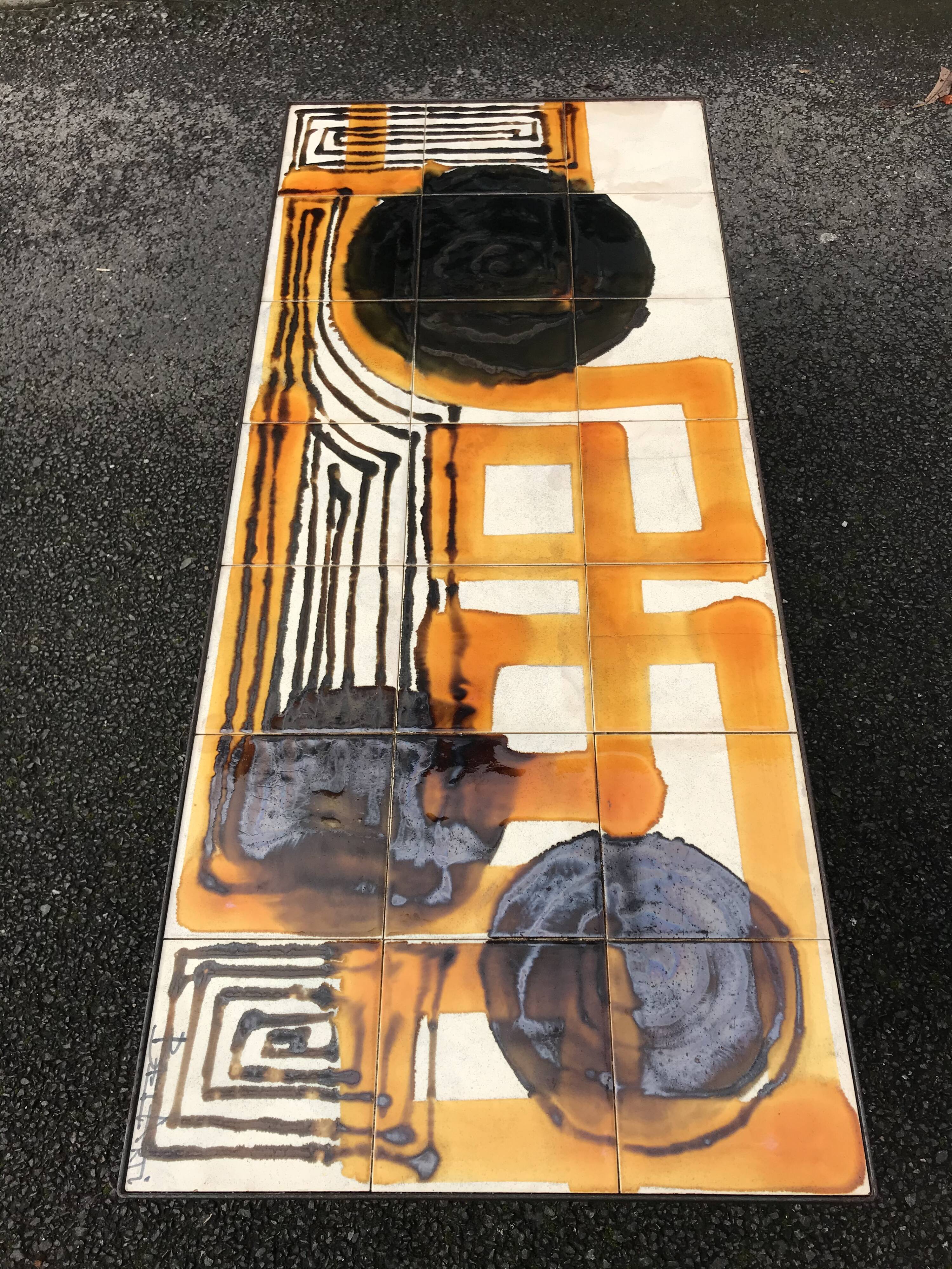 Belarti coffee table