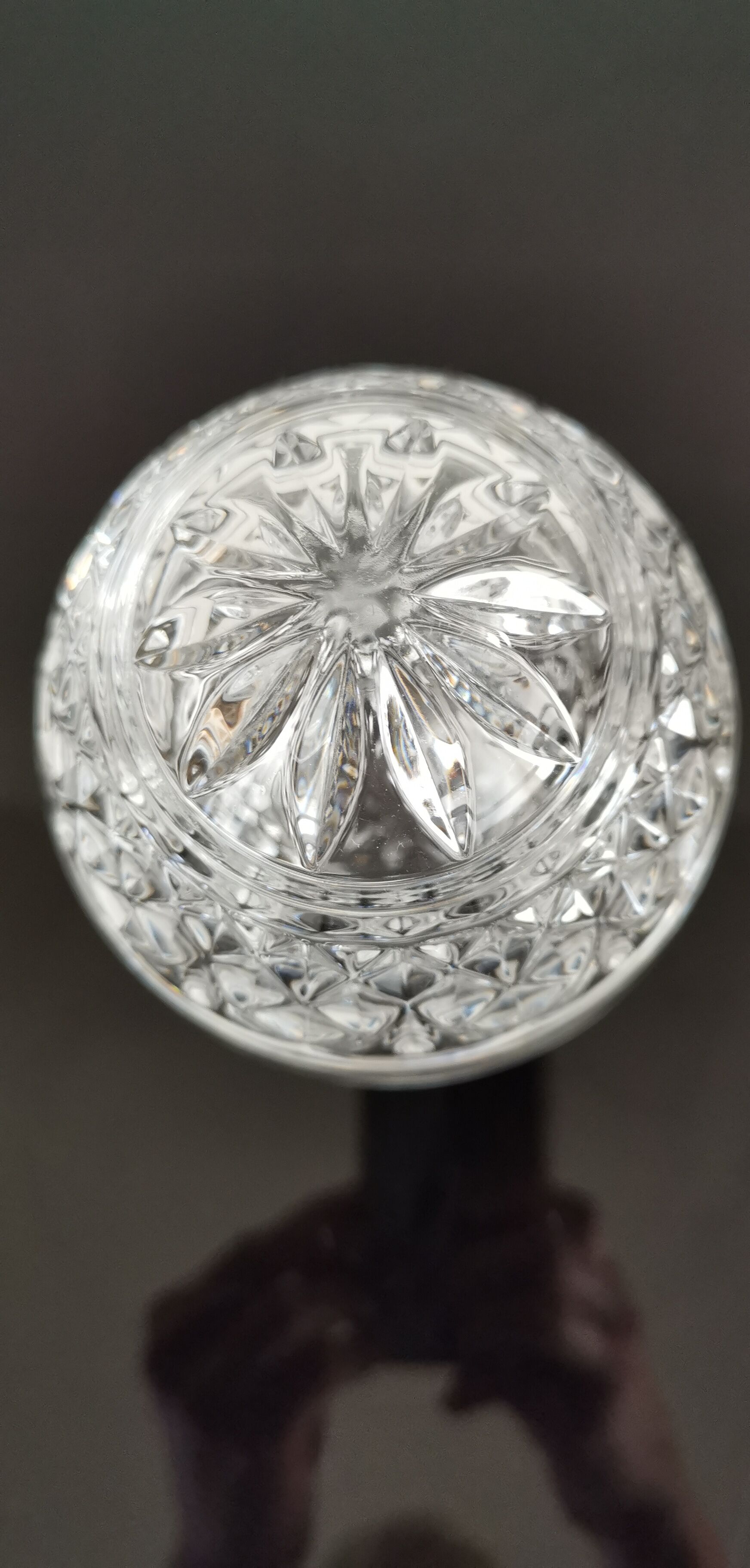 Old crystal drageoir/candy maker in the shape of an egg Cristal d'Arc