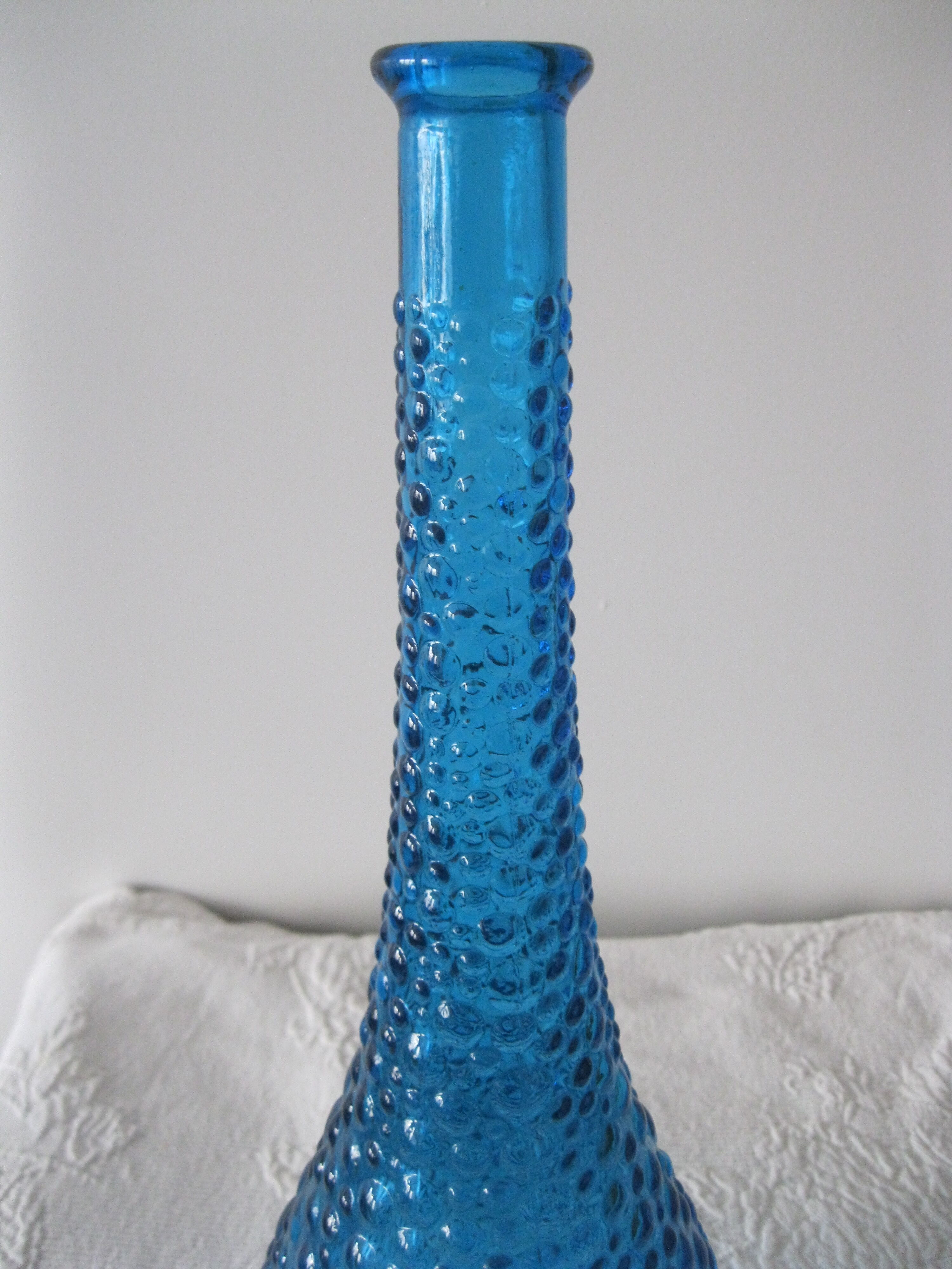 Pair of blue-coloured Empoli decanters
